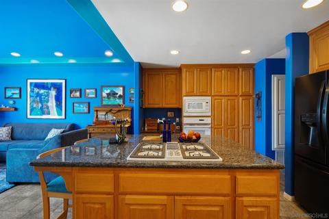 7452 Draper Ave, La Jolla, CA 92037 photo 12