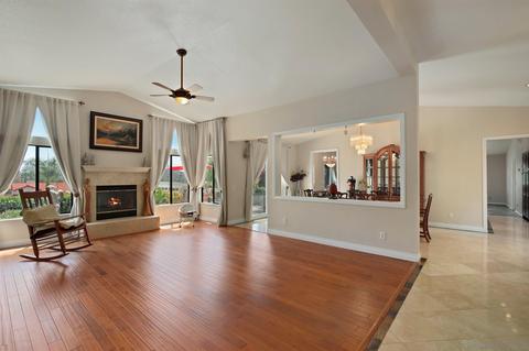 10476 Tatas Pl, Escondido, CA 92026 photo 4