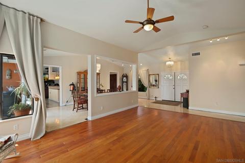 10476 Tatas Pl, Escondido, CA 92026 photo 6