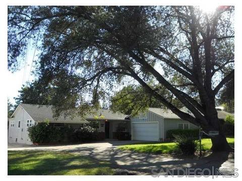 1237 Manor, El Cajon, CA 92021 photo 2