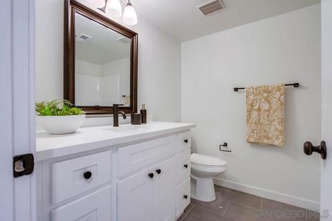 1651 S Juniper UNIT 129, Escondido, CA 92025 photo 25
