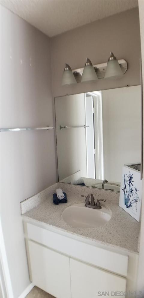 606 E Solana Cir, Solana Beach, CA 92075 photo 16