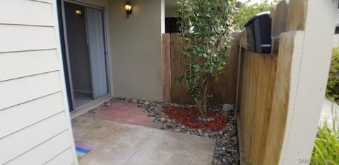 606 E Solana Cir, Solana Beach, CA 92075 photo 2