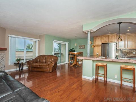 682 Ascot Dr, Vista, CA 92083 photo 10