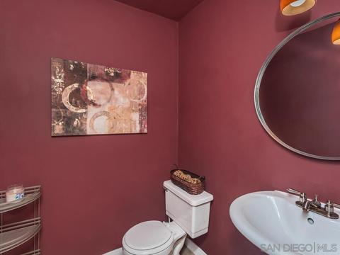 682 Ascot Dr, Vista, CA 92083 photo 6