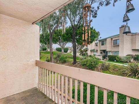 682 Ascot Dr, Vista, CA 92083 photo 18