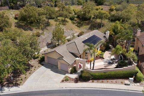 783 Calle Montera, Escondido, CA 92025 photo 1