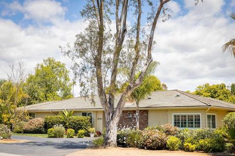 16761 Martincoit Rd, Poway, CA 92064 photo 2