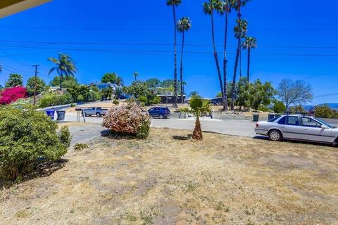 1249 Oasis Dr, Escondido, CA 92026 photo 5