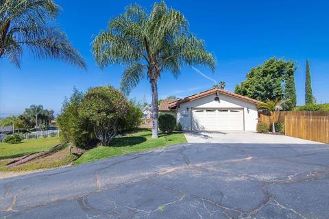 1947 Warmlands, Vista, CA 92084 photo 4