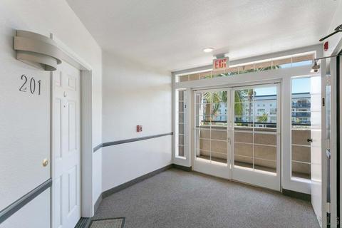 344 Orange Ave #201, Coronado, CA 92118 photo 3