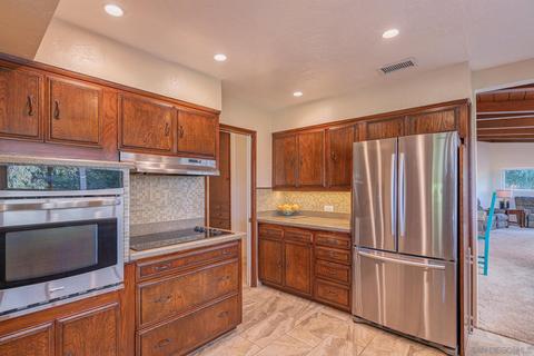 2636 Circle Dr, Escondido, CA 92029 photo 16