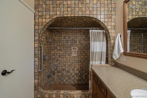 2636 Circle Dr, Escondido, CA 92029 photo 24