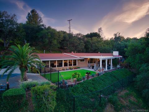 2636 Circle Dr, Escondido, CA 92029 photo 1
