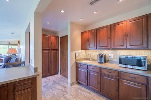 2636 Circle Dr, Escondido, CA 92029 photo 18