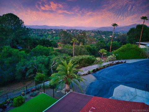 2636 Circle Dr, Escondido, CA 92029 photo 2