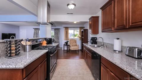 9357 De Camp Dr, La Mesa, CA 91942 photo 8