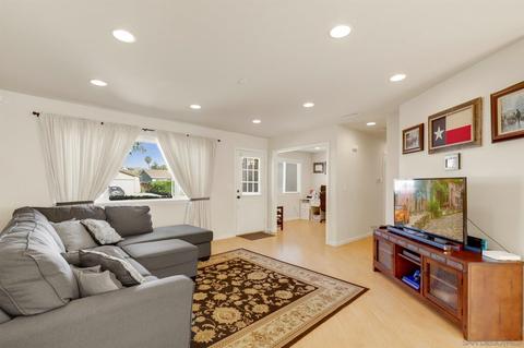 15161 Jenell St, Poway, CA 92064 photo 3