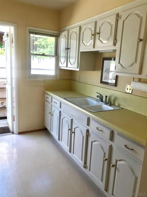 6449 Dowling Dr, La Jolla, CA 92037 photo 5