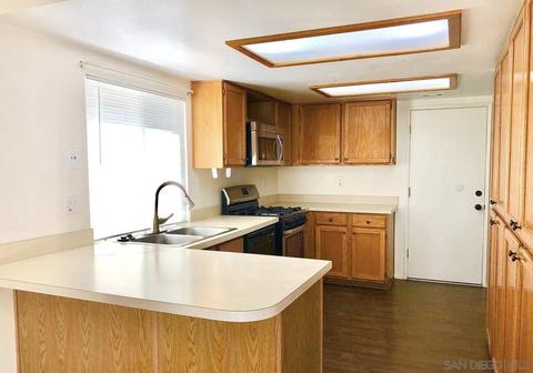2022 Badger Gln, Escondido, CA 92029 photo 13