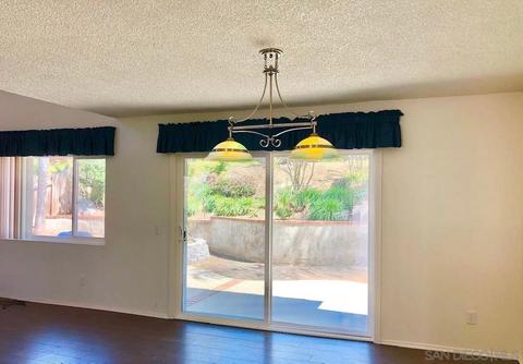 2022 Badger Gln, Escondido, CA 92029 photo 4