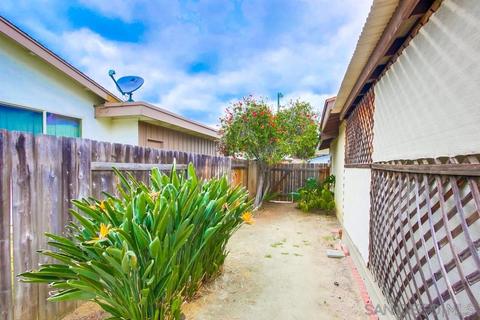 8621 Carlton Oaks Dr, Santee, CA 92071 photo 43