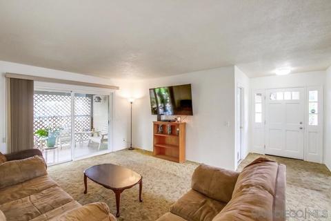 8621 Carlton Oaks Dr, Santee, CA 92071 photo 5