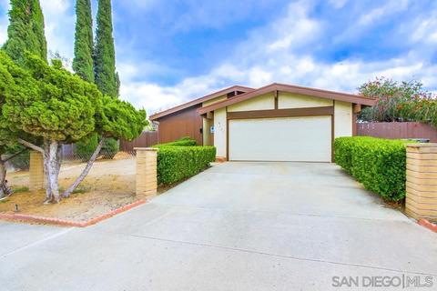 8621 Carlton Oaks Dr, Santee, CA 92071 photo 1
