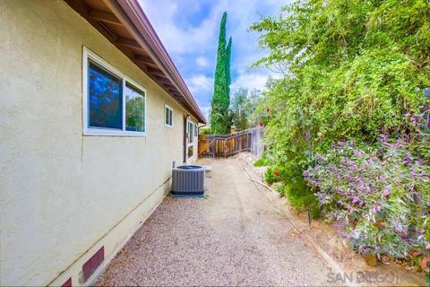 8621 Carlton Oaks Dr, Santee, CA 92071 photo 42