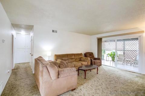 8621 Carlton Oaks Dr, Santee, CA 92071 photo 9