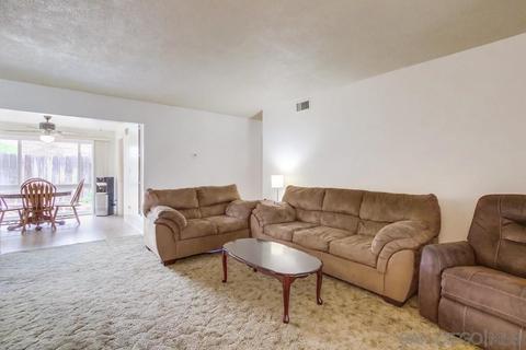 8621 Carlton Oaks Dr, Santee, CA 92071 photo 7