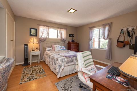 1010 Bear Valley Rd, Escondido, CA 92025 photo 22