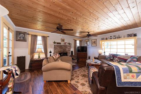 1010 Bear Valley Rd, Escondido, CA 92025 photo 3