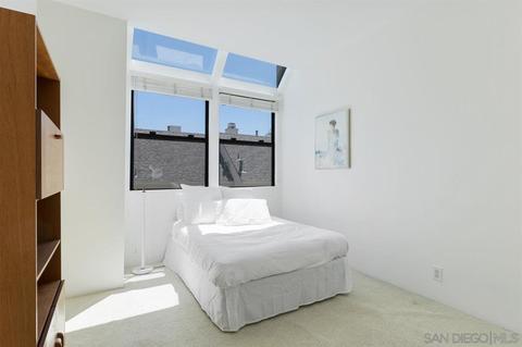 7597 Eads #E, La Jolla, CA 92037 photo 21