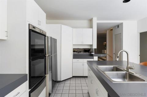 7597 Eads #E, La Jolla, CA 92037 photo 10