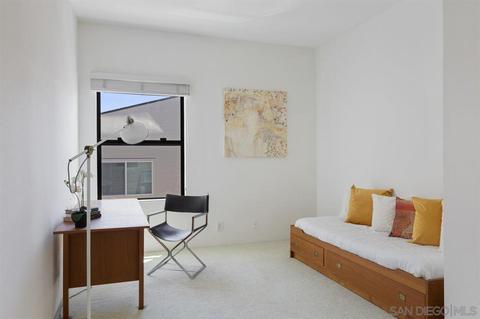 7597 Eads #E, La Jolla, CA 92037 photo 23