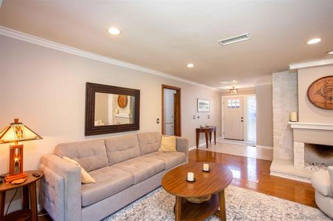 2235 Fairway Ct, Oceanside, CA 92056 photo 9