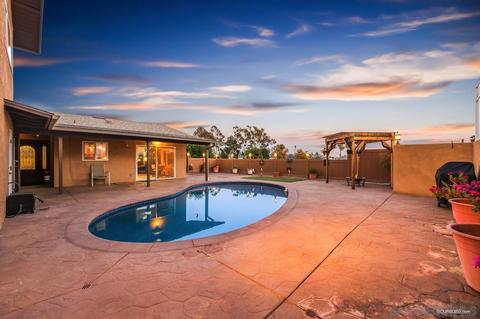 8045 Morocco Dr, La Mesa, CA 91942 photo 3