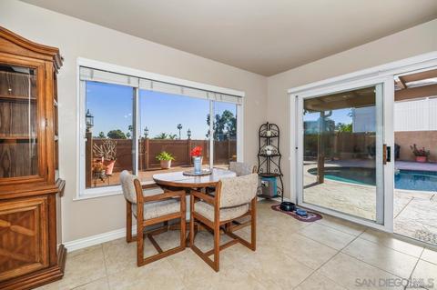 8045 Morocco Dr, La Mesa, CA 91942 photo 11