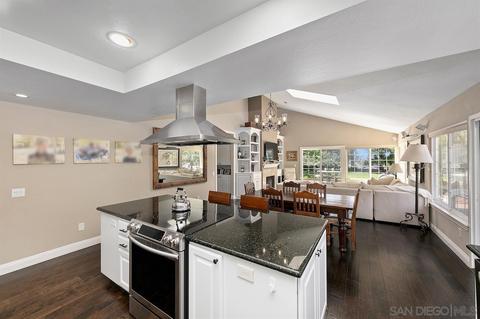 1342 Santa Luisa Dr, Solana Beach, CA 92075 photo 4