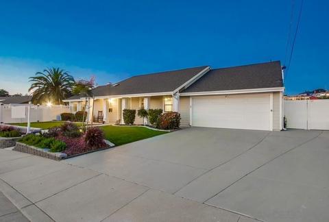 8035 Shadow Hill Dr, La Mesa, CA 91941 photo 2