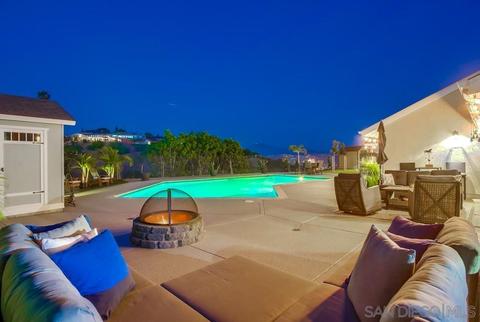 8035 Shadow Hill Dr, La Mesa, CA 91941 photo 12