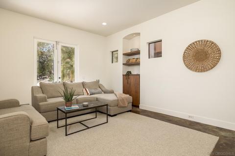 1428 Pine Ave, Carlsbad, CA 92008 photo 9
