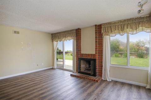 1031 Daisy Ave, Carlsbad, CA 92011 photo 14