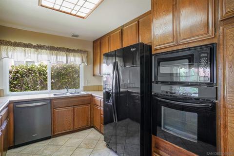1031 Daisy Ave, Carlsbad, CA 92011 photo 11