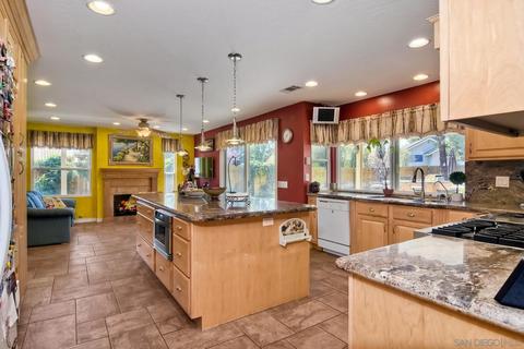 13228 Valle Verde Ter, Poway, CA 92064 photo 10