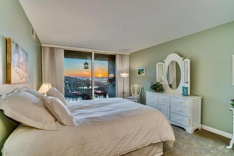 7666 Caminito Coromandel, La Jolla, CA 92037 photo 22