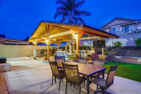 662 Crescent Dr, Chula Vista, CA 91911 photo 9