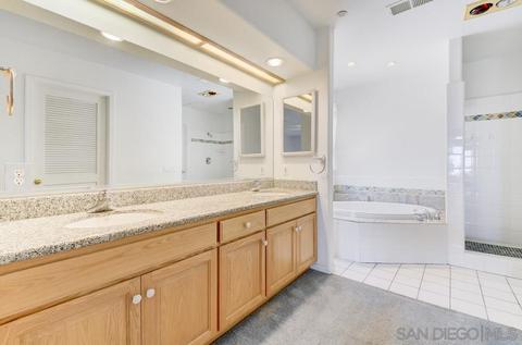 9488 Edgewood Dr, La Mesa, CA 91941 photo 15