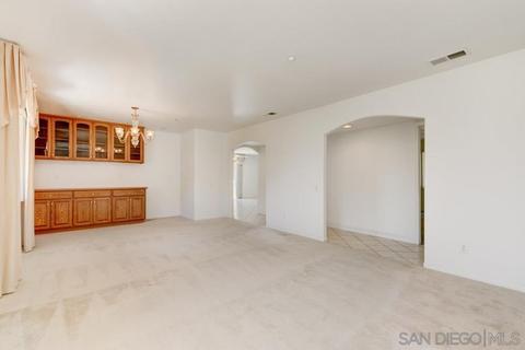 9488 Edgewood Dr, La Mesa, CA 91941 photo 4